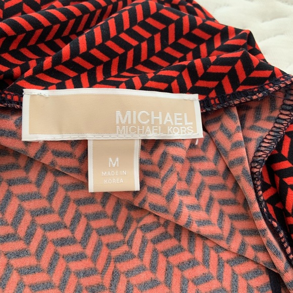 Top - Picture 2 of 4